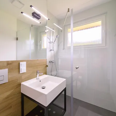 リゾート Zdroj Cegielski - Wyremontowane ラプカ